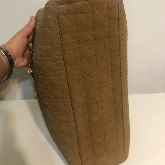 Authentic CHRISTIAN DIOR carnage in fabric - Picture 7 of 16